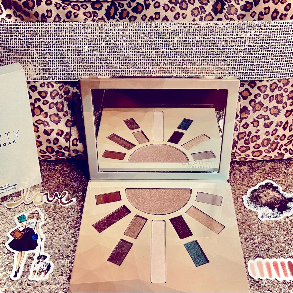 Beauty by POPSUGAR Crystal Power Palette in Lady Jade (neutrals)